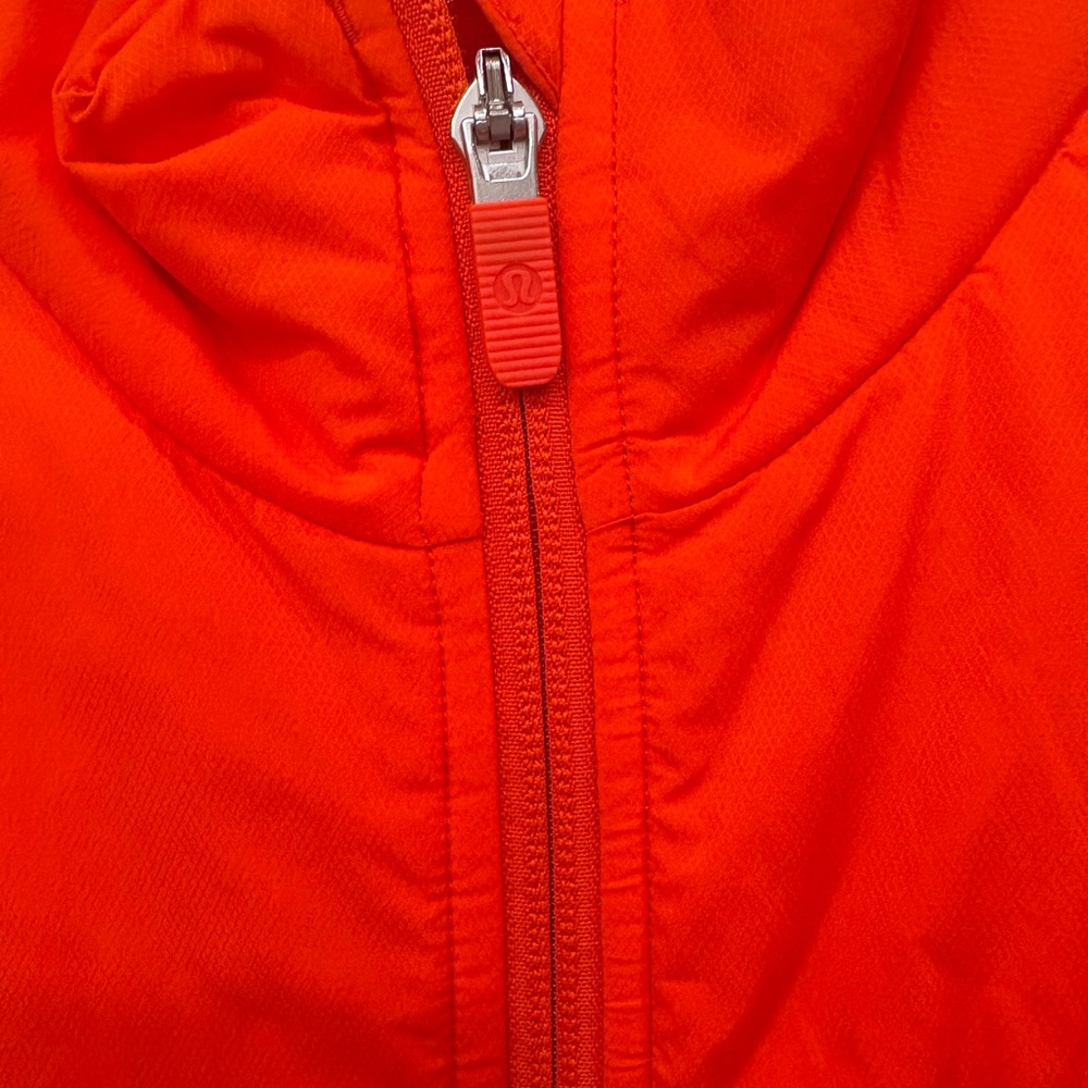 Lululemon Push Your Pace Vest Like New - Picture 4 of 8